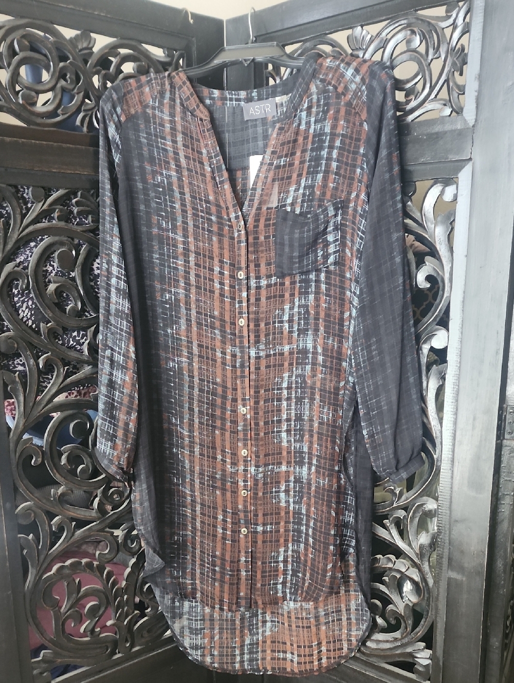 ASTR Sheer Plaid Hi-Lo Button Front Tunic Blouse XS NWT